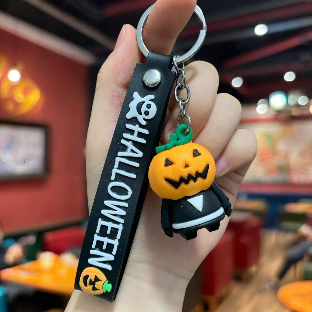 Wholesale  cartoon keychain